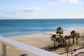 Ronda 3 Beachfront apartment